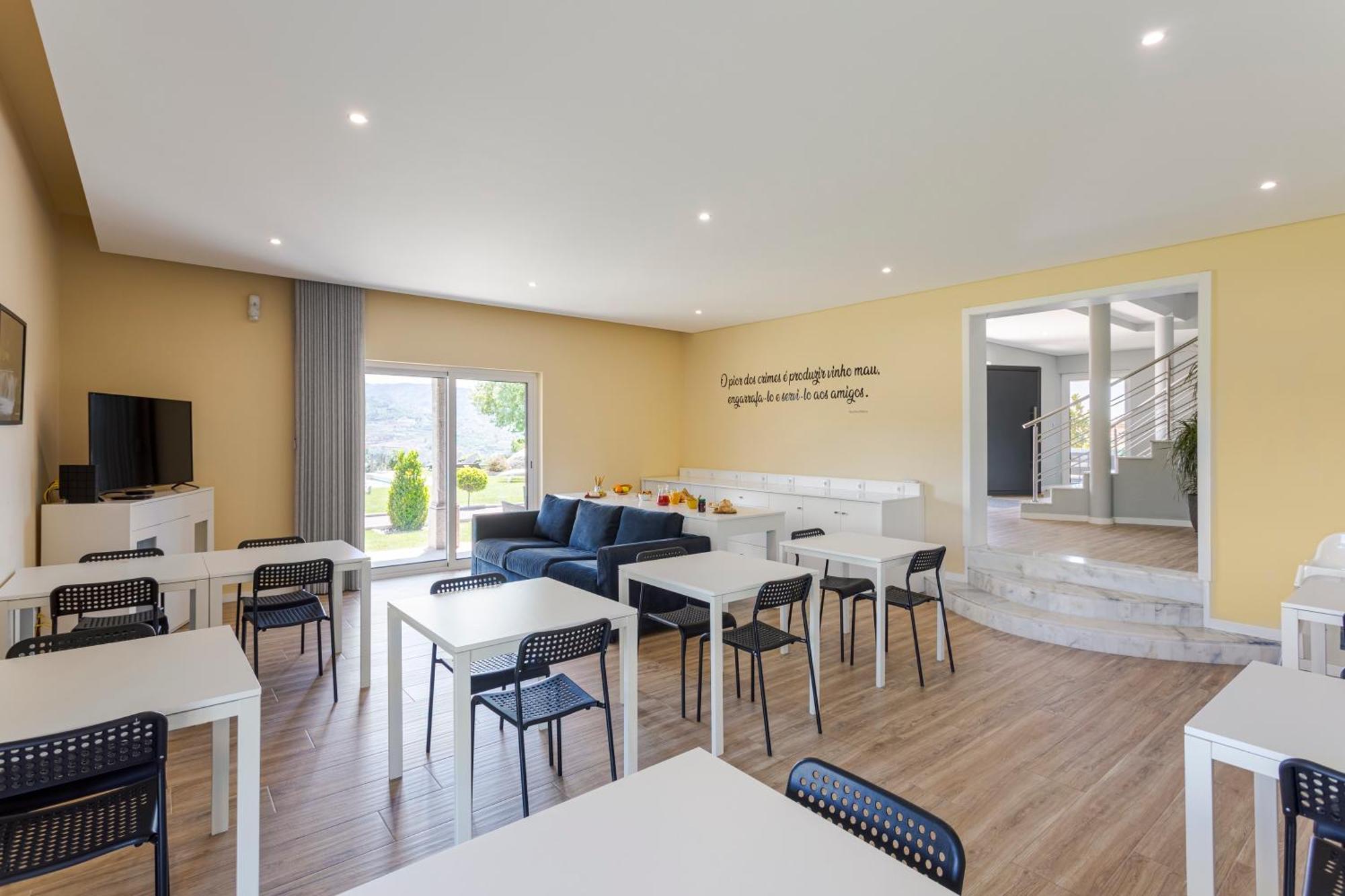 Couette-café Spacious Pool & Douro View By Host Wise