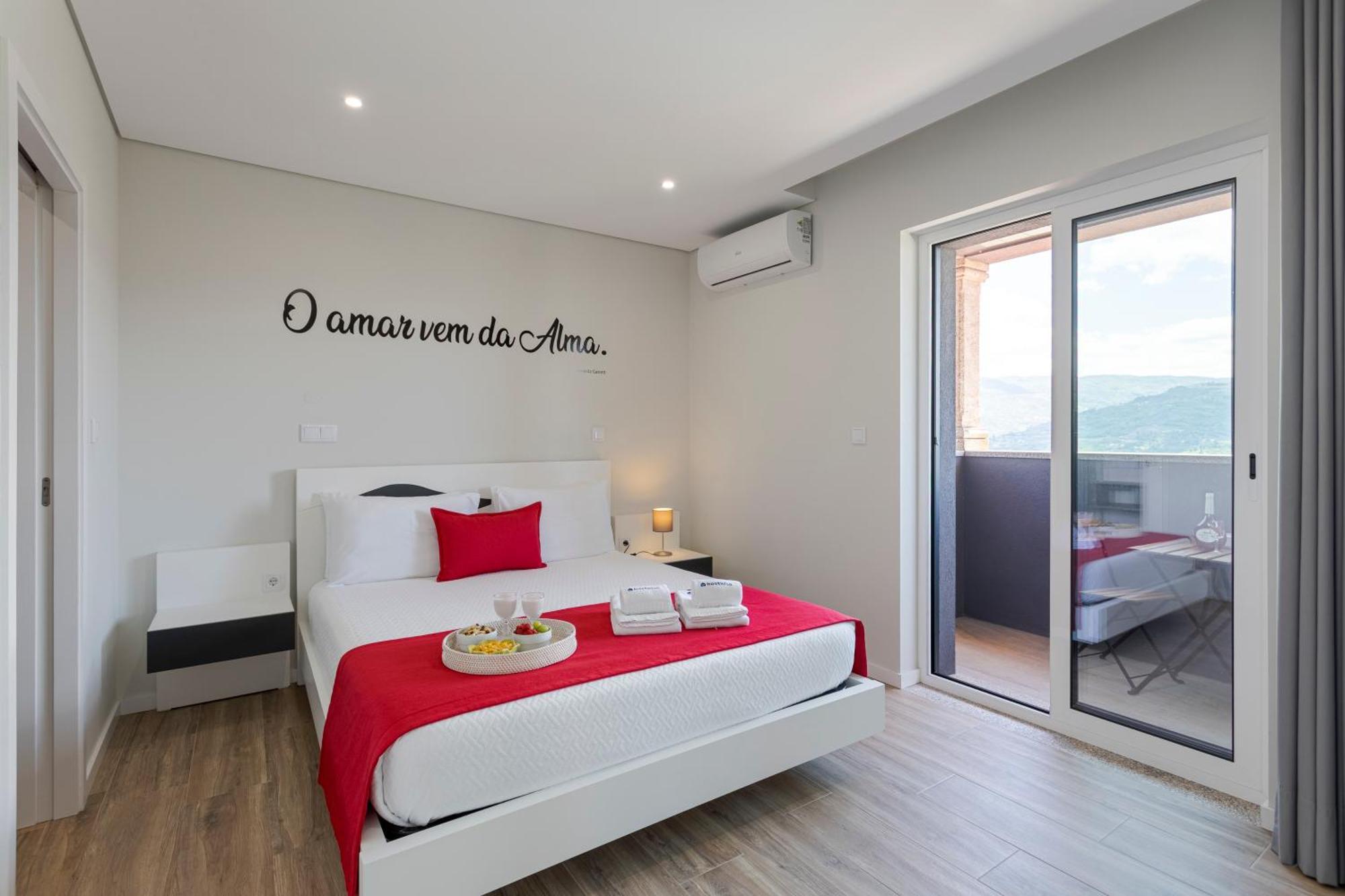 Couette-café Spacious Pool & Douro View By Host Wise