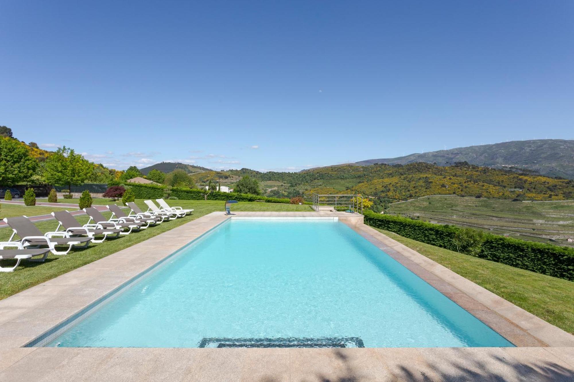 Couette-café Spacious Pool & Douro View By Host Wise *