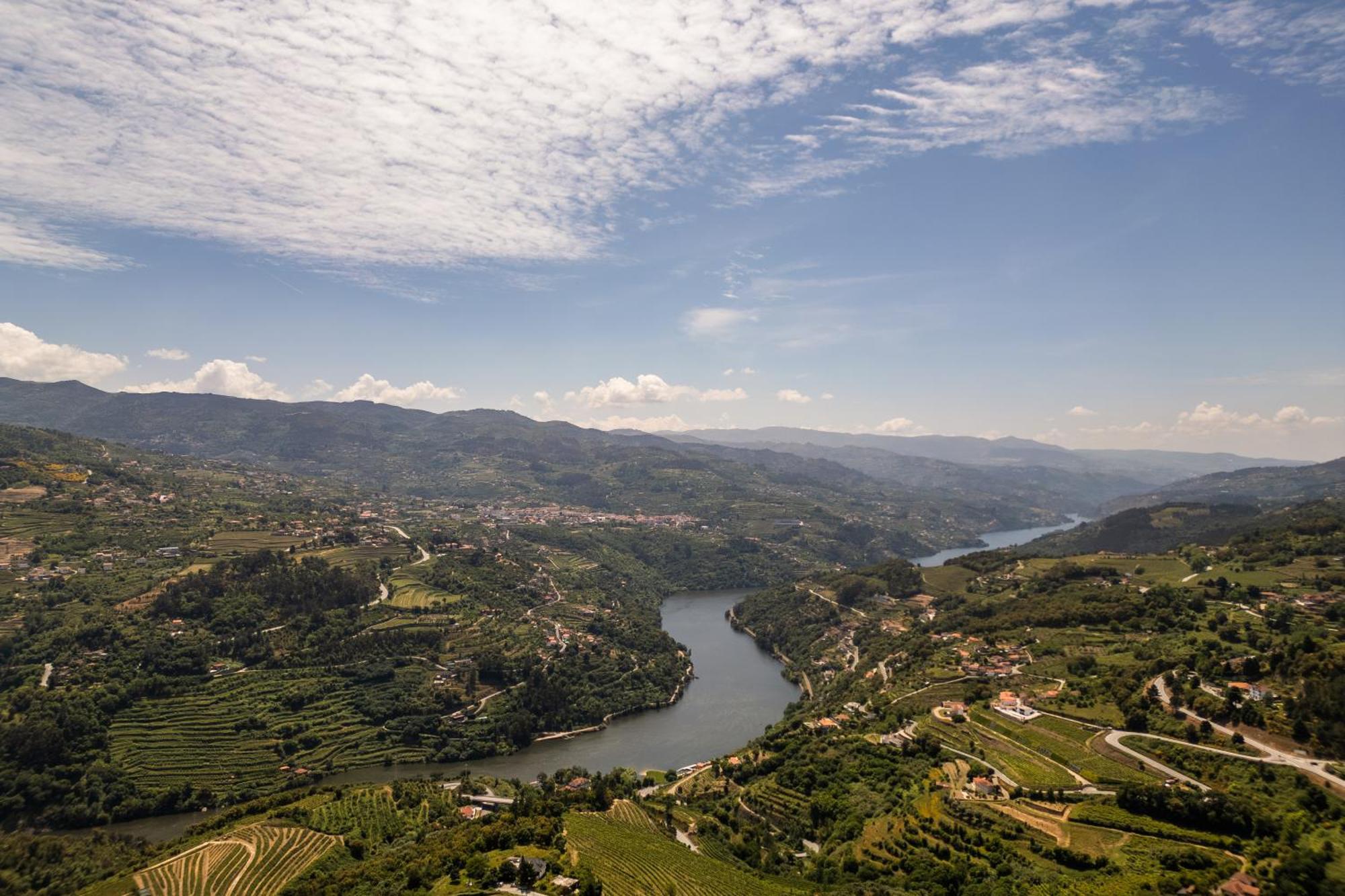 Alojamento de Acomodação e Pequeno-almoço Spacious Pool & Douro View By Host Wise