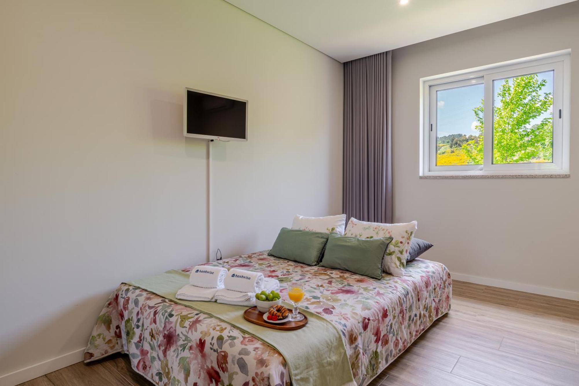 Alojamento de Acomodação e Pequeno-almoço Spacious Pool & Douro View By Host Wise