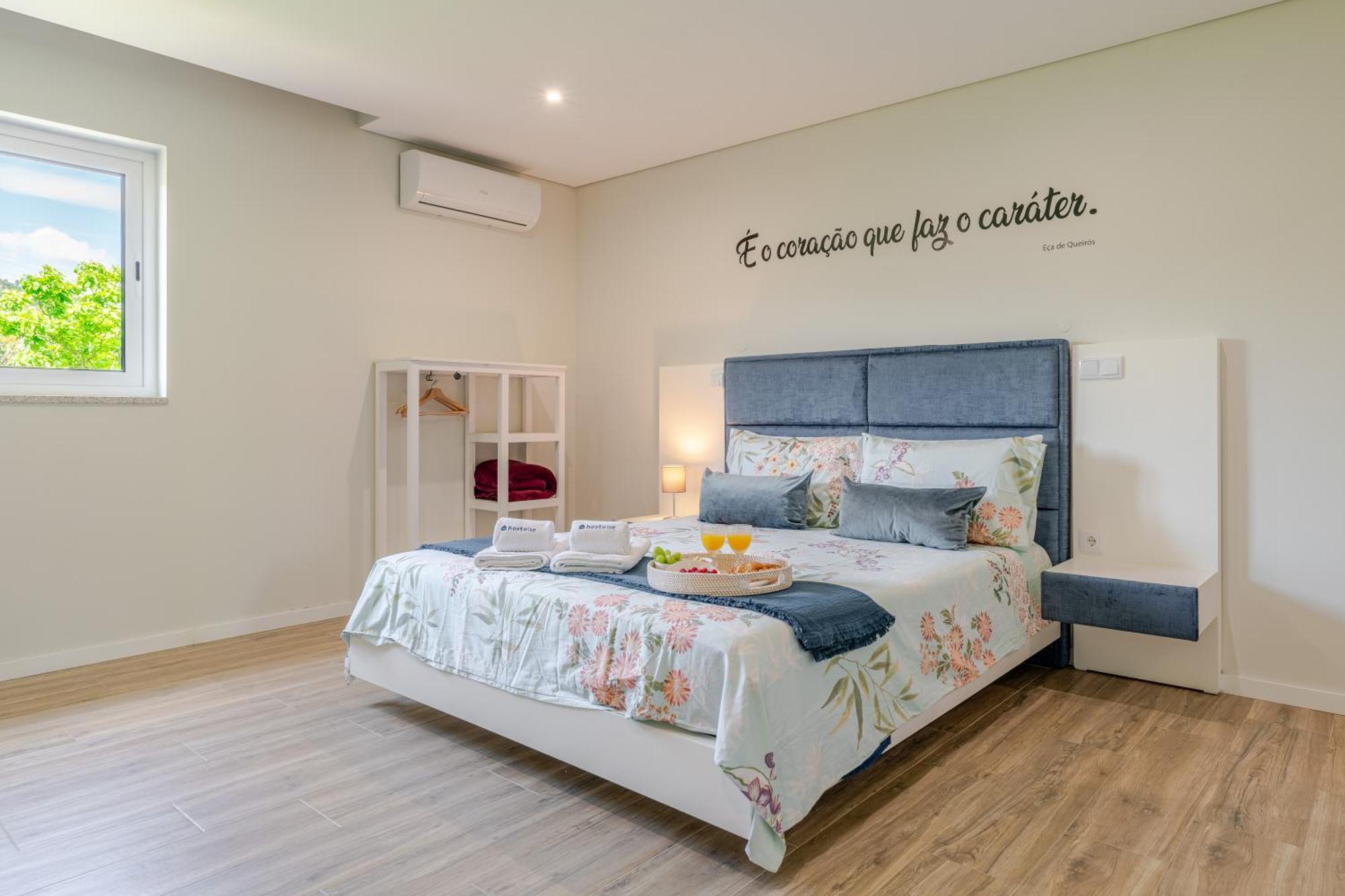 Spacious Pool & Douro View By Host Wise Bed and breakfast